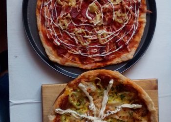Domaca pizza z listkoveho cesta