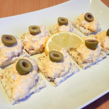 Syrové pikantné jednohubky