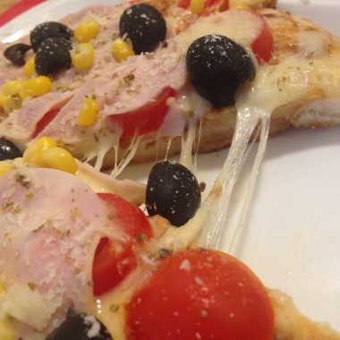 Pizza zo starého pečiva